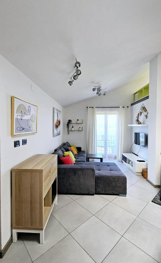Apartman Tera Appartement Dobreć Buitenkant foto